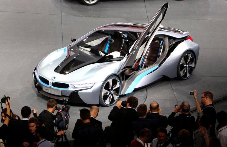 benzinfejl. I BMW i8 kan benzintanken lække. Derfor kaldes 500 biler til kontrol. 