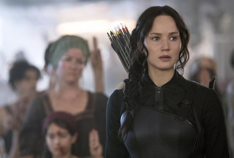Slået. Katniss er blevet væltet af pinden, og en ny film indtager denne uge førstepladsen. 