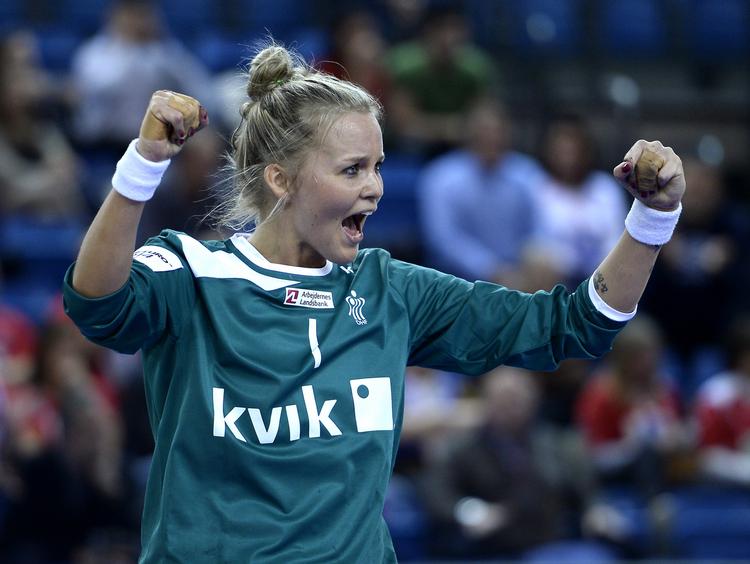KENDSKAB. De norske skytter kender Sandra Toft, der skal forsøge at gætte, hvor de i morgen vil prøve at finde hendes svage punkter. 