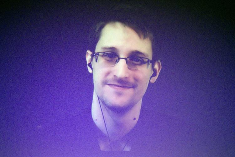 Whistleblower. Edward Snowden tror ikke på, at han vil blive retfærdigt behandlet ved de amerikanske domstole og vil derfor ikke vende hjem fra sit eksil. 