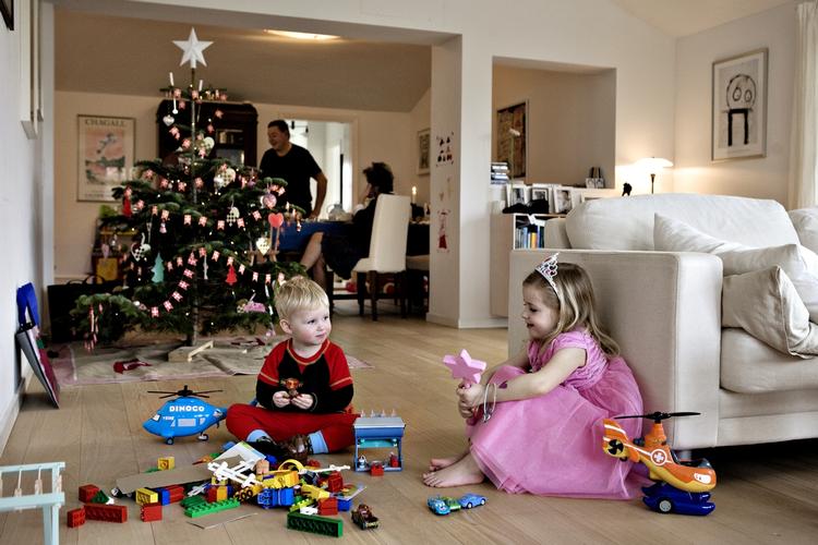 Julefred. Ingen børn der slås, ingen brændt and og ingen sure miner. Se her hvordan du kan hjælpe julefreden på vej. 