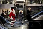 Julemanden på arbejde i Magasin