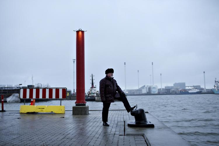 Blæst. Stormen Alexander var imødeset med spænding, men blev ikke så slem som ventet. Her er det havnen i Esbjerg, kort før stormen gik i land i går eftermiddag. 