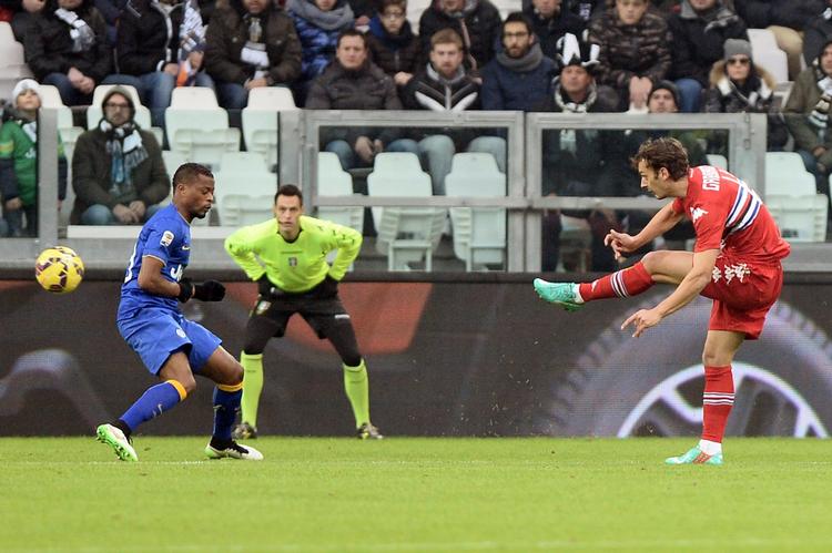 1-1. Udligningen, der kostede Juventus rekorden, blev sparket ind af Manolo Gabbiadini. 