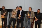 Hæder. Jeppe Gaardboe, Frederik Brun Madsen, Søren Kristensen, Michael Klint og Steen Jensen er blevet tildelt Cavlingprisen 2013 for deres dokumentarserie på DR ' I Skattely'. 