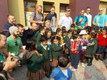 populære. De danske kabaddi-krigere nød en ekstra VM-fridag mandag med et besøg på en skole i Punjab. 