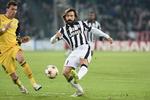 overlegen. Ryger, levemand og en gudsbenådet fodboldspiller: Andrea Pirlo er for tredje år i træk valgt til den bedste spiller i Serie A. 