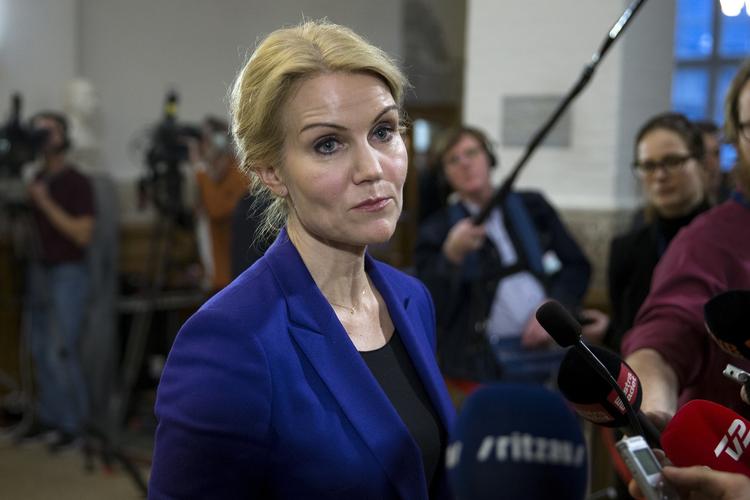 STRAMNING. Statsministeren opfordrer Folketinget til at stemme regeringens asylforslag igennem så hurtigt som muligt. 