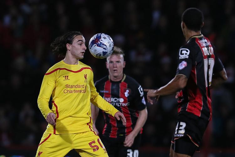 Mål. Liverpools Lazar Markovic (til venster) header mod AFC Bournemouth. 