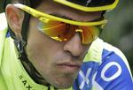 »Jeg har imidlertid ikke besluttet mig endnu, men jeg vil godt garantere, at jeg kun skal skrive ny kontrakt en gang mere i min tid som cykelrytter«, siger Alberto Contador. 