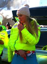 STYRTET. Annemarie Moser-Pröll har stadig rekorden på 62 World Cup-sejre, men Lyndsey Vonn (billedet) er klar til at jagte den, når hun er kommet sig over dagens styrt i Val d'Isere. 