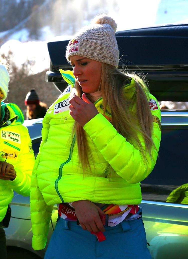 STYRTET. Annemarie Moser-Pröll har stadig rekorden på 62 World Cup-sejre, men Lyndsey Vonn (billedet) er klar til at jagte den, når hun er kommet sig over dagens styrt i Val d'Isere. 
