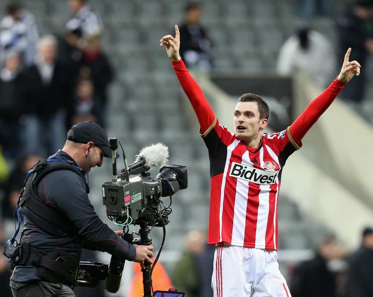 AFGØRELSEN. For tredje år i træk vandt Sunderland i Newcastle takket være Adam Johnsons sejrsmål. 