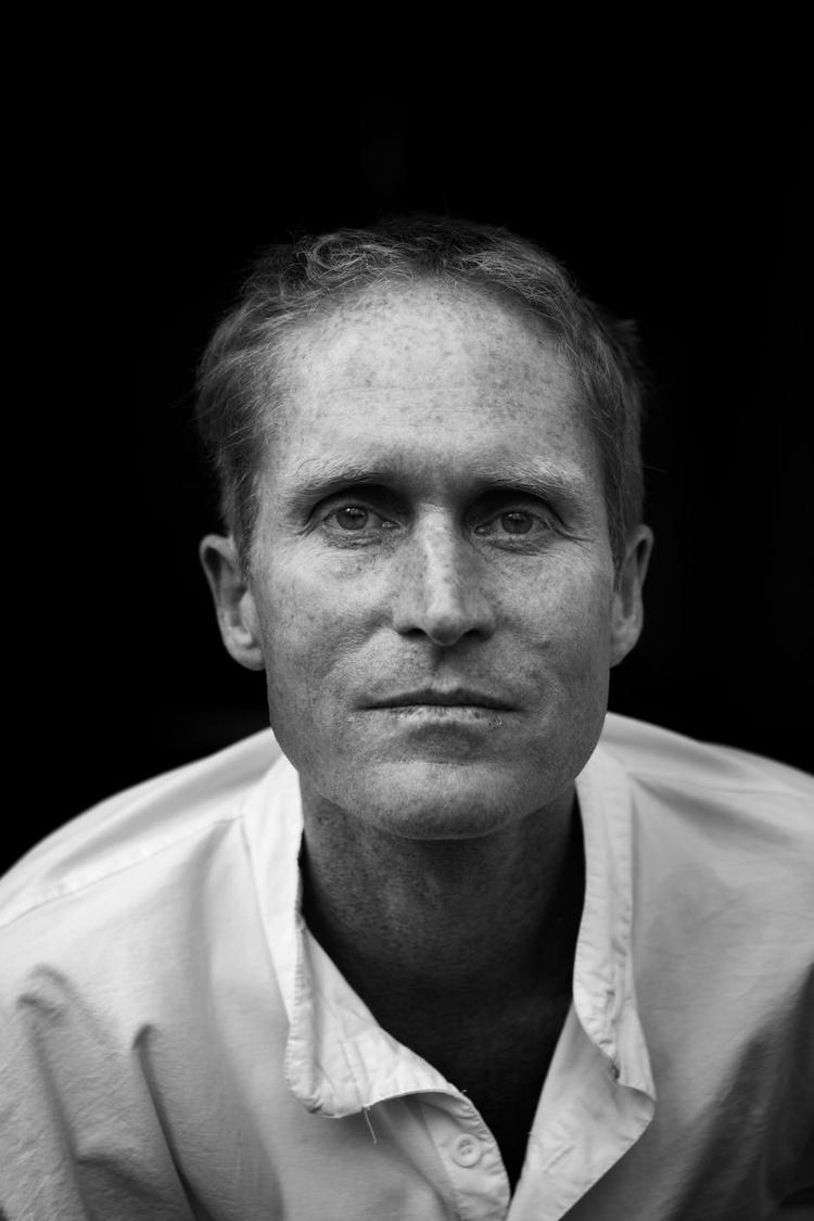 Øjenåbner. Som flere andre forfattere slog Peter Høeg først igennem herhjemme, da han havde ramt bestsellerlisterne i USA. 
