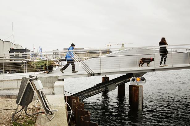 Broerne indvies først officielt 15. januar, men er åbne for fædsel nu. 