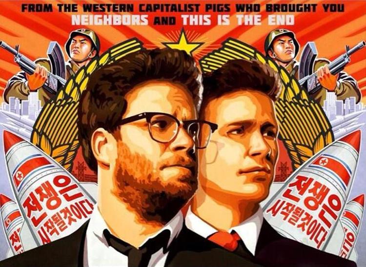 Film. Seth Rogen og James Franco spiller hovedrollerne i den omstridte komedie 'The Interview'. Her ses en af plakaterne for filmen. 