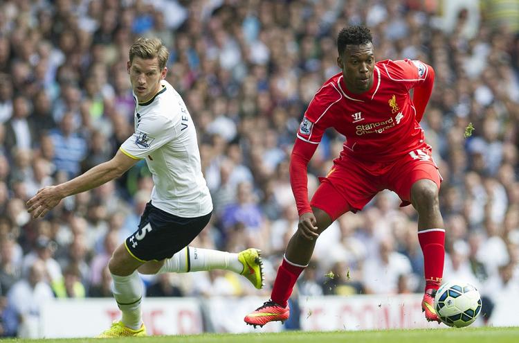 SKADET. Sidste sæson scorede Daniel Sturridge 21 mål i 29 kampe i Premier League, men skader har betydet, at VM-spilleren kun har spillet de 3 første kampe i denne sæson. Siden 3-0-sejren ude over Tottenham (billedet) er Sturridge seneste kamp. 