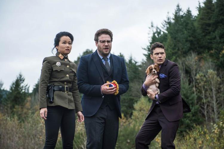 Film. James Franco og Seth Rogen - der her ses med Diana Bang - har skabt lidt af et postyr med filmen 'The Interview'. 