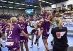 Jubel. FCM's kvinder fejrer sejren. 