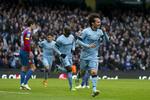 Succes. David Silva sparkede forleden et par stykker i kassen i kampen mod Crystal Palace. I det hele taget er City-spillerne inde i en virkelig god stime. 