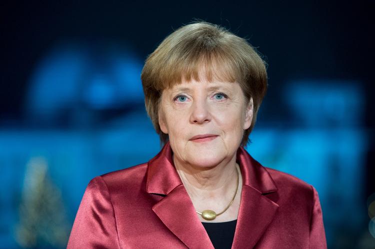 Opsang. I sin nytårstale, der vises på tysk tv i aften, skoser kansler Merkel islamkritikere og fremmedhadere. 