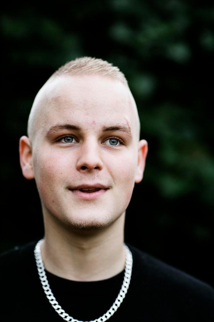 Frontløber. 18-årige Nicolai Broløs kan i dag håndtere den vrede, som før kunne få ham til at slå ting i stykker eller at komme op at slås. 