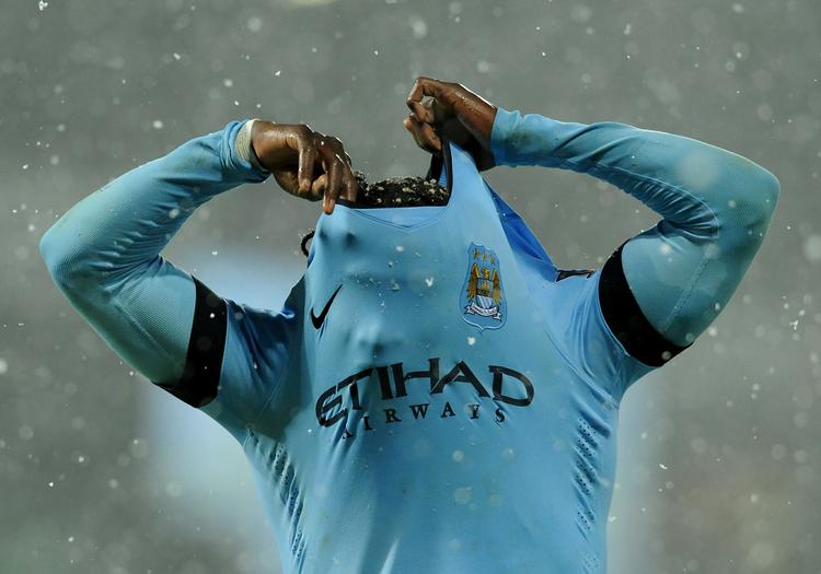 forvandling. Manchester City er gået fra at være dårligere end middelholdene til at være klubben med de rigeste ejere i verden. Og nogle af de bedste spillere, som for Bacary Sagna bag trøjen. 