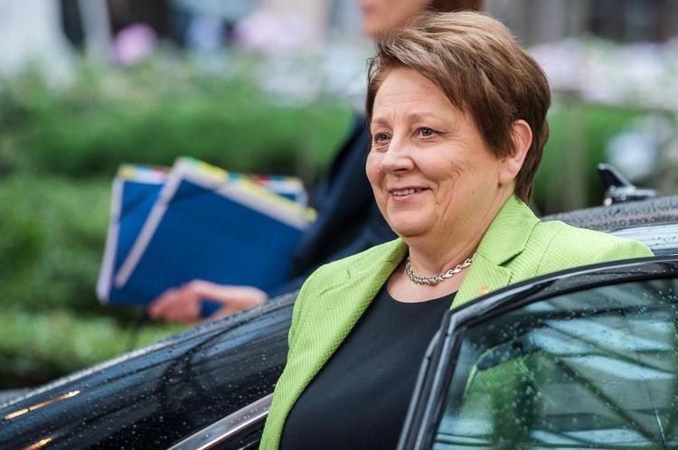 Frihed. »Det var en meget klog beslutning for de baltiske lande, at vi gik ind i Nato og EU i 2004«, siger Letlands 63-årige statsminister Laimdota Straujumas. »For os handler det både om sikkerhed og om frihed. Den slags personlig frihed, der ikke kan købes for penge«. 