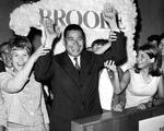 Dette billede fra 1966 viser Edward W. Brooke sammen med sin stab efter at have vundet nomineringen til senatet for republikanerne. 