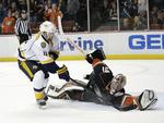straffeslag. Frederik Andersen leverer en pragtredning i straffeslagskonkurrencen i kampen mod Nashville Predators. 
