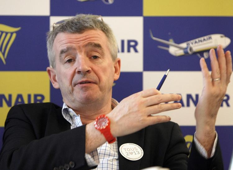 Fremgang. Ryanairs udskældte direktør Michael O'Leary  har succes med at øge kundeservicen. 