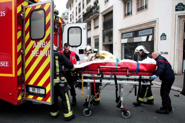 Attentat. Tolv personer er i dag dræbt efter et angreb på satirebladet Charlie Hebdo i Paris. 