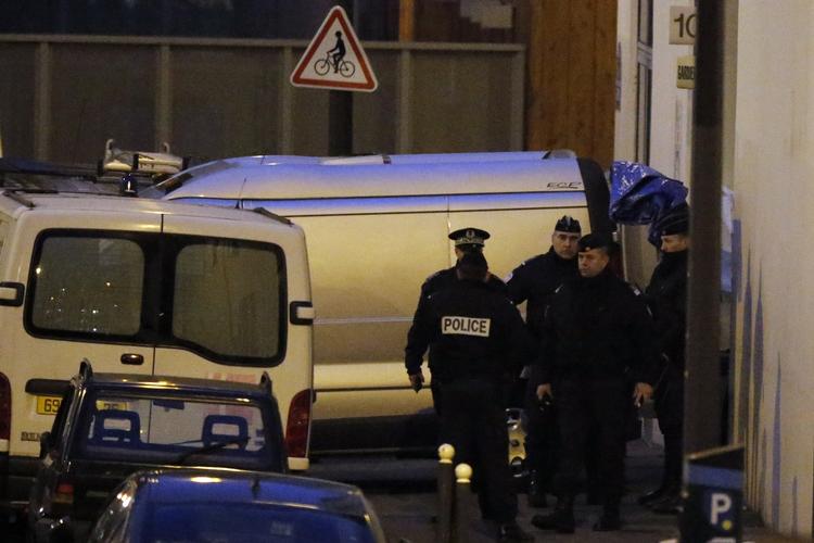 Attentat. Tolv personer er i dag dræbt efter et angreb på satirebladet Charlie Hebdo i Paris. 