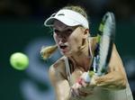 Klar. Den danske tennisstjerne Caroline Wozniacki er klar til årets første semifinale, efter at hun ved WTA-turneringen i Auckland i New Zealand torsdag morgen dansk tid slog Julia Görges i to sæt. 