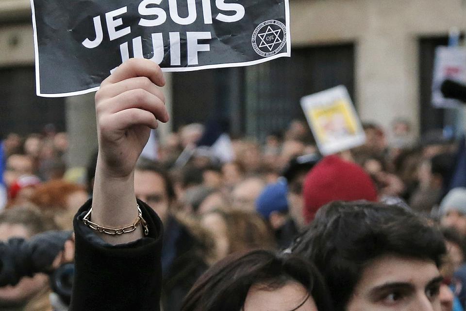 En af de mange demonstranter, der var på gaden. 
