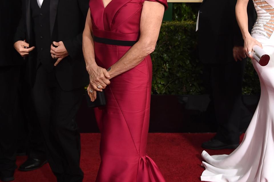 Jessica Lange var nomineret for bedste skuespillerinde i en tv-miniserie. 
