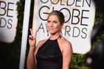 Jennifer Aniston var med til uddelingen af årets Golden Globe på Beverly Hilton Hotel. Hun var nomineret i kategorien 'bedste kvindelige hovedrolle' for filmen 'Cake'. 