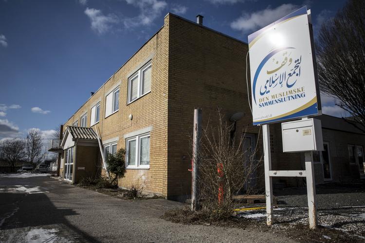 Opgør. Moskeen på Grimhøjvej i Gellerup danner rammen om endnu et politisk opgør. 