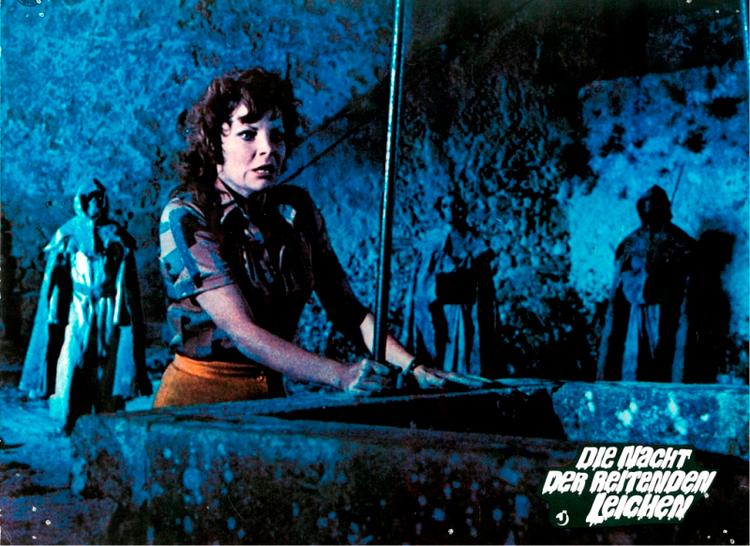 Zombieflugt. Lone Fleming spiller hovedrollen som Betty Turner i den spanske kultklassiker 'La noche del terror ciego'. 