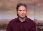 Internationalt. 27-årige Lillian Lepère har for første gang til fransk tv fortalt, hvad der skete, da han gemte sig for Kouachi-brødrene på sin arbejdsplads nord for Paris. Screendump fra France 2. 