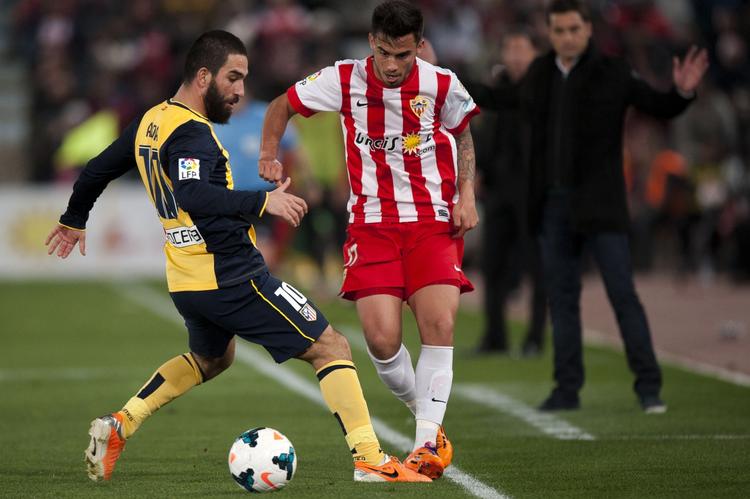 skifter. Suso (th) var hele sidste sæson lejet ud til den spanske klub, Almeria. 