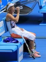 Træning. Wozniacki-lejren meddeler, at der ikke længere er problemer med venstre håndled, som i sidste uge tvang danskeren ud af turneringen i Sydney. 
