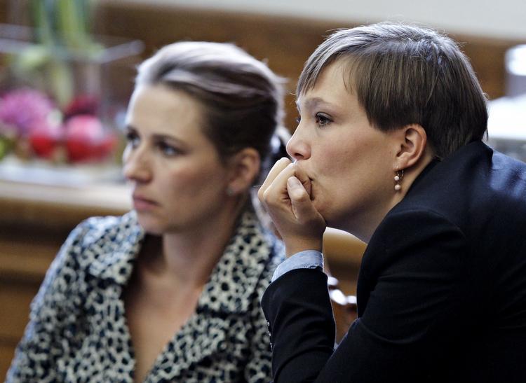 Astrid Krag (th.) er en af dem, der har fået ubehagelige henvendelser fra vælgere.  