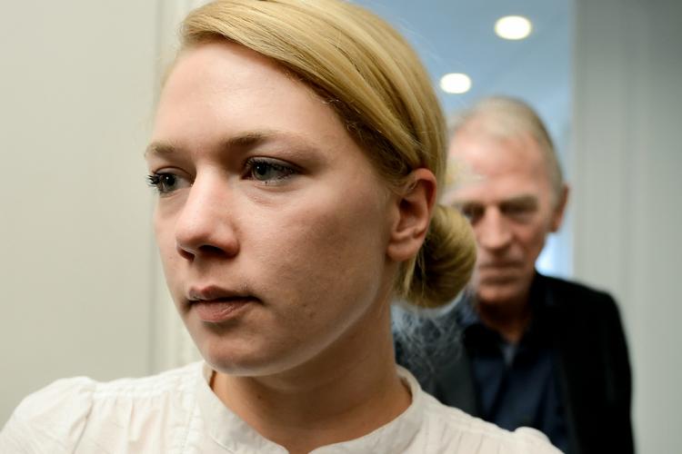 RB PLUS: SF-bagland revser Dong-oprørere