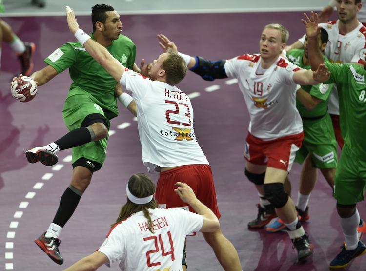 Niveau. Henrik Toft og co. møder i aften et hold af et helt andet kaliber end saudiaraberne. 