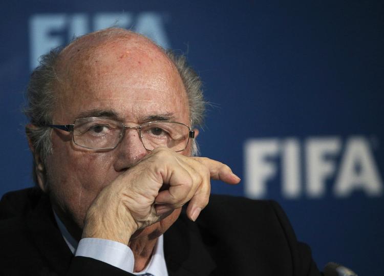 Fodboldkonge. Sepp Blatter har reelt siddet på magten i Fifa i 34 år. I 17 år var han som generalsekretær højre hånd for ekspræsidenten Joao Havelange, og siden 1998 har Blatter været  præsident. 