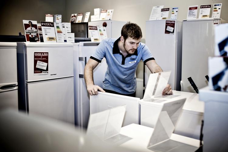 TEST.  En ny undersøgelse, foretaget af Energistyrelsen, har undersøgt sammenhængen mellem pris og energiforbrug på 10 forskellige typer af hårde hvidevarer. 