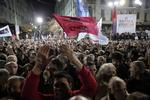 Krise. Grækenland står foran et fgørende valg i morgen, hvor venstrefløjspartiet Syriza kan sætte sig på magten og skabe fornyet ballade om den græske gældsafvikling. 