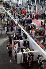 Tilløbsstykke. Copenhagen Fashion Week 2015 begynder på onsdag og slutter næste søndag - og i løbet af de dage vil opkøbere fra hele verden valfarte til bl.a. Bella Center (bill.) for at opsnuse det nyeste inden for dansk design. 