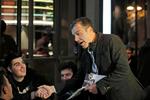 Kongemager. Tv-journalisten Stavros Theodorakis' nye proeuropæiske parti To Potami er indstillet på at være makker med Syriza, hvis valgresultatet giver det chancen. Dog ikke uden betingelser. Foto: Lefteris Pitarakis/AP 